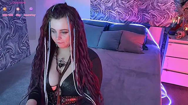 Miss Maya Mils online show from 6, 6, 2026