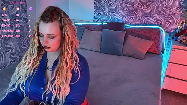 Miss Maya Mils online show from 14, 6, 2026