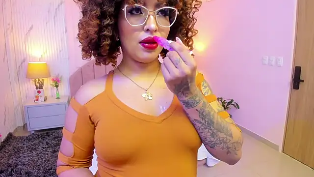 MadelaineJones online show from 21, 6, 2026