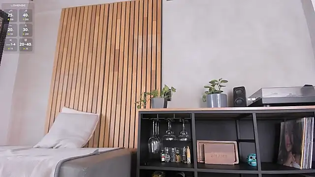 honeyhot69   online show from 22, 6, 2026