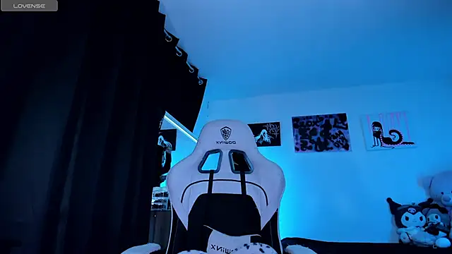 satanbabee online show from 4, 6, 2026