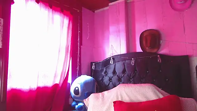 NikkiRous  online show from 3, 6, 2026