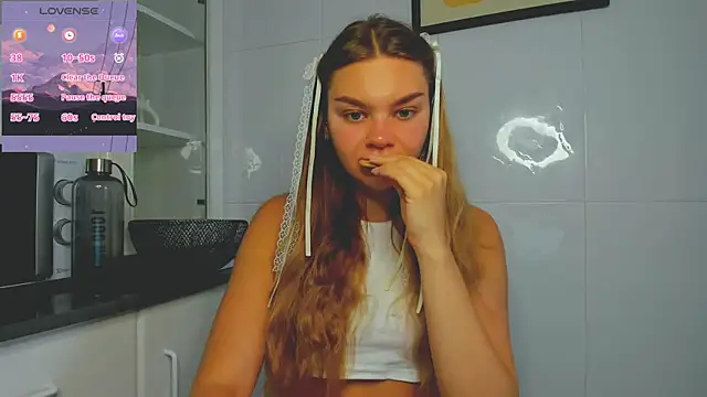 Molly sweetie online show from 20, 6, 2026