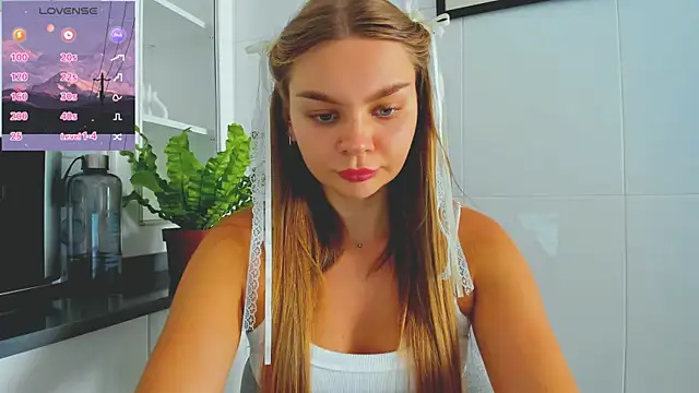 Molly sweetie online show from 3, 7, 2026