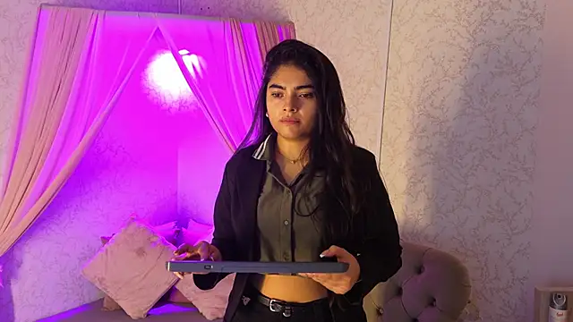 GiselOrtiz online show from 15, 6, 2026