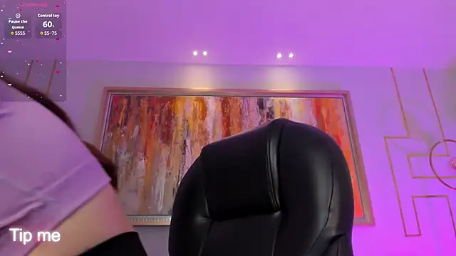 CorinneRusso online show from 14, 6, 2026