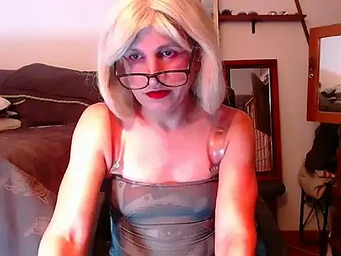LorenJade online show from 12, 6, 2026