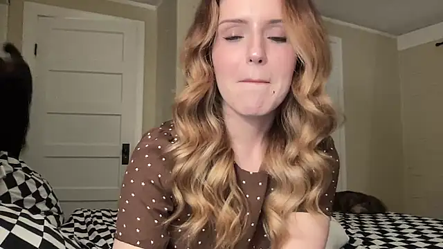 sexylilly69 online show from 10, 6, 2026