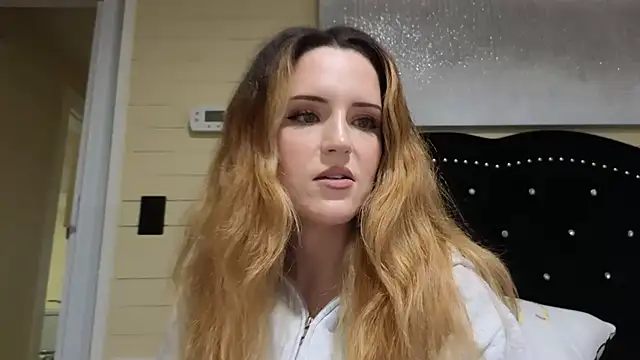 sexylilly69 online show from 17, 6, 2026