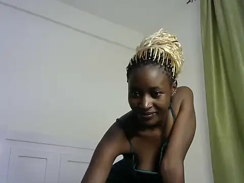 thicky anncy online show from 15, 12, 2024
