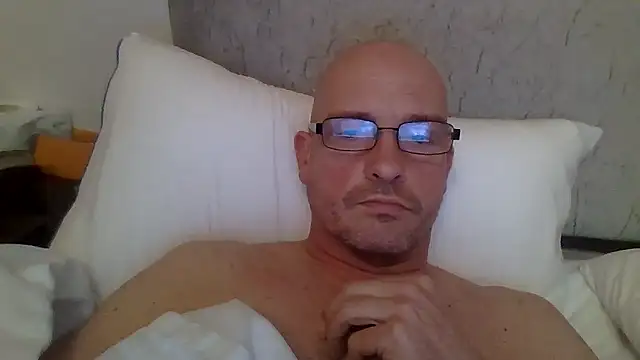 mrtickle0025 online show from 8, 1, 2026