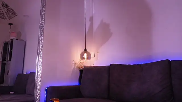 Isabella francoo online show from 16, 6, 2026