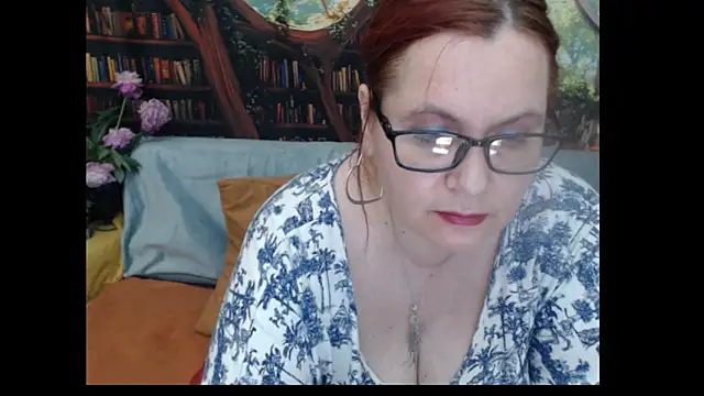 Snapshot of PlayfullMature chatting on 11, 6, 2026 PlayfullMature online show from 11, 6, 2026