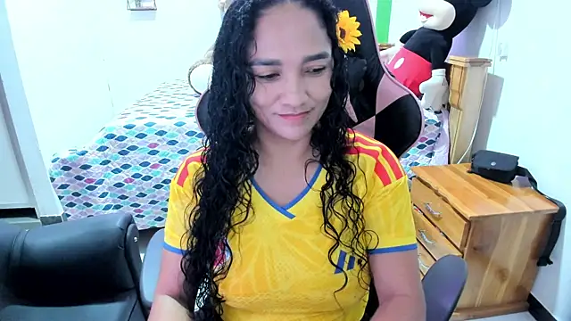 rayza mature 154 online show from 7, 6, 2026