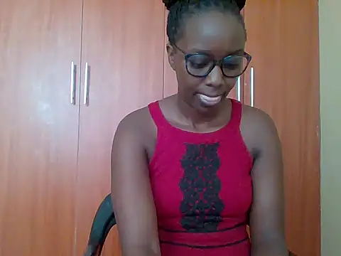 Snapshot of sexy_darleen23 chatting on 18, 5, 2026 sexy darleen23 online show from 18, 5, 2026