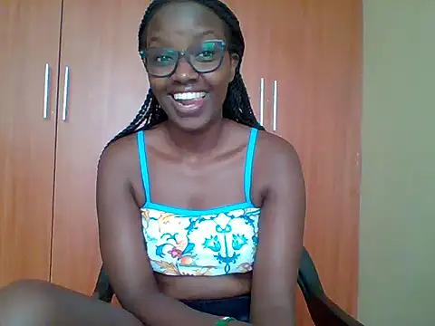 Snapshot of sexy_darleen23 chatting on 25, 5, 2026 sexy darleen23 online show from 25, 5, 2026