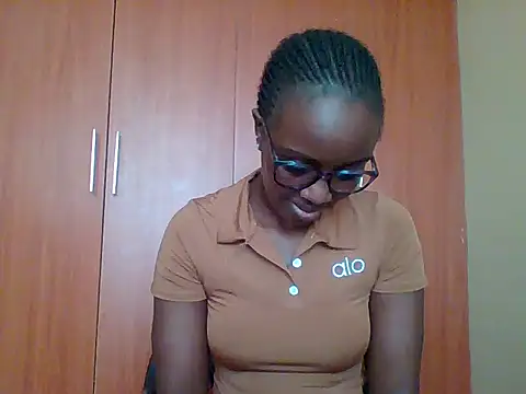 Snapshot of sexy_darleen23 chatting on 9, 6, 2026 sexy darleen23 online show from 9, 6, 2026