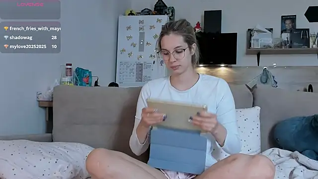 Girl alone home online show from 5, 6, 2026