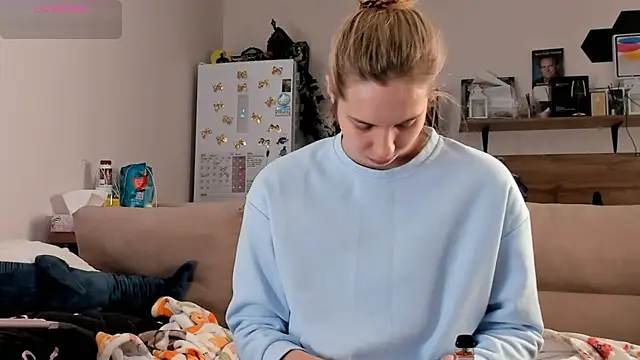 Girl alone home online show from 11, 6, 2026