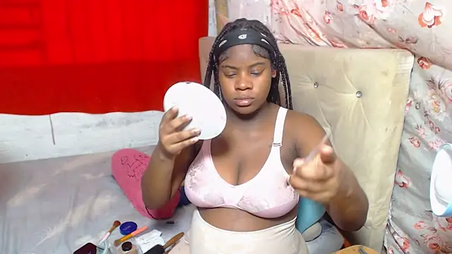 EvaxEmma online show from 19, 6, 2026