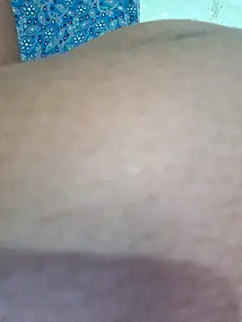 Snapshot of Priya_Bong chatting on 18, 6, 2026 Priya Bong online show from 18, 6, 2026