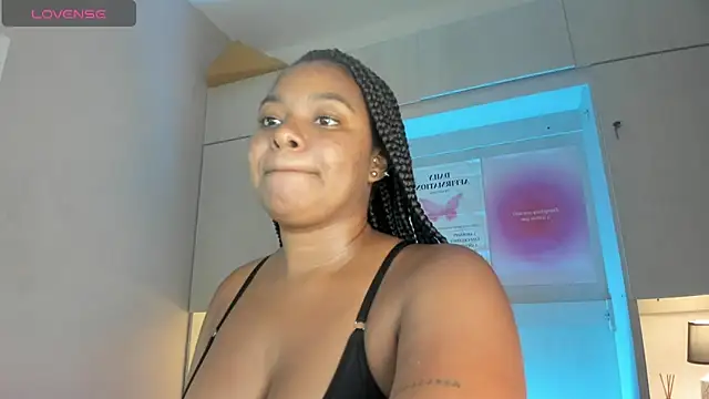 Snapshot of tamaraa_smiith chatting on 4, 6, 2026 tamaraa smiith online show from 4, 6, 2026