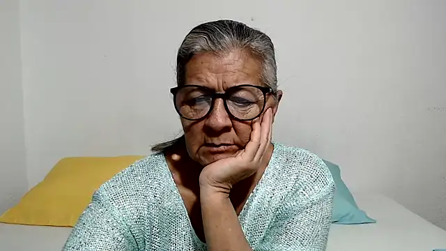 candy mature  online show from 23, 6, 2026