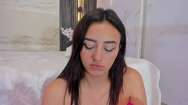 Lesly sexy4u online show from 5, 6, 2026