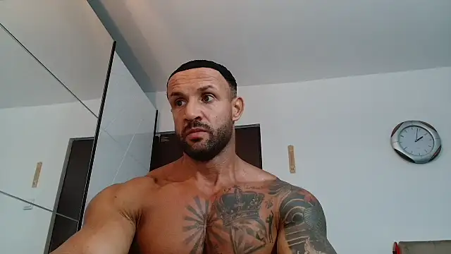 Magnificmuscles89 online show from 15, 6, 2026