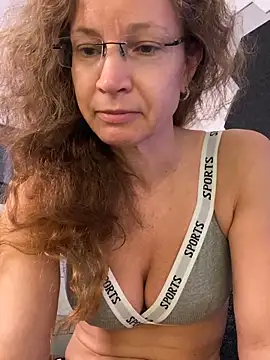 AnnikaRose online show from 13, 6, 2026