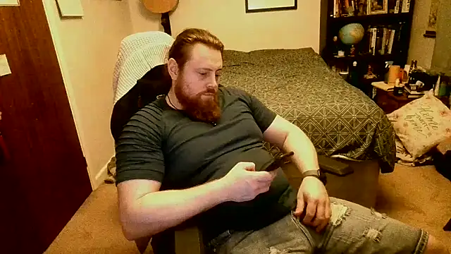 Hairy Guy30 online show from 13, 5, 2026