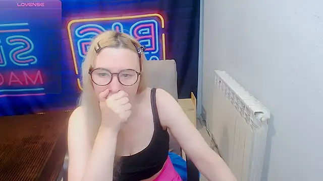kerakiss877 online show from 18, 6, 2026