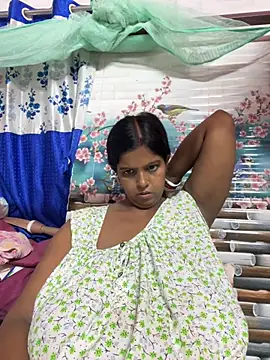 Beauty-queen online show from 4, 7, 2026