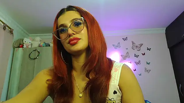 Snapshot of caroline_jonson chatting on 10, 5, 2026 caroline jonson online show from 10, 5, 2026