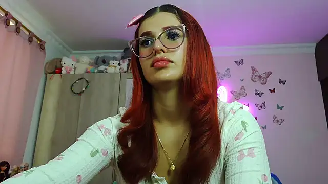 Snapshot of caroline_jonson chatting on 5, 6, 2026 caroline jonson online show from 5, 6, 2026