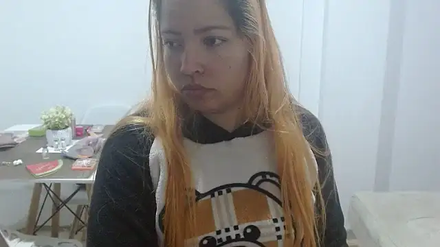 THEBOSSLARA online show from 10, 7, 2026