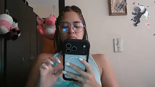 trianabell online show from 17, 6, 2026