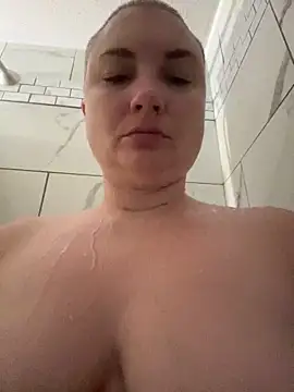 MilfyMrsRobinson online show from 24, 5, 2026