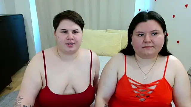BeckyAndHellen online show from 16, 6, 2026