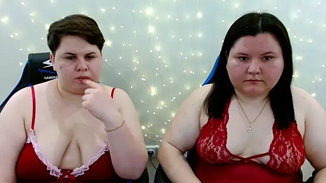 BeckyAndHellen online show from 17, 6, 2026