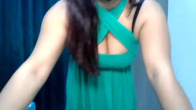 Snapshot of sparkling_queen chatting on 27, 5, 2026 sparkling queen online show from 27, 5, 2026