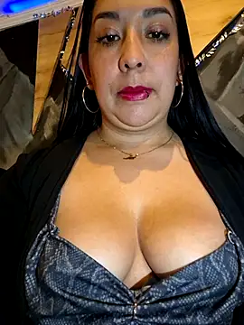 Bella keny online show from 13, 6, 2026