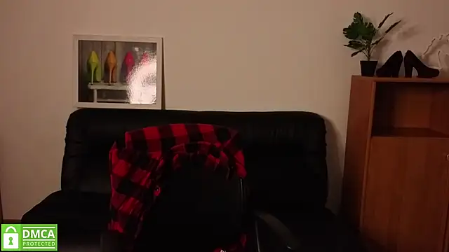 annakillianox online show from 20, 6, 2026