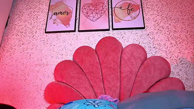 luly pink online show from 18, 6, 2026