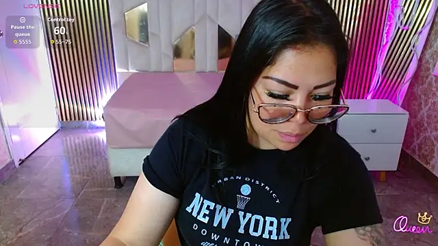 martinna tay online show from 18, 5, 2026