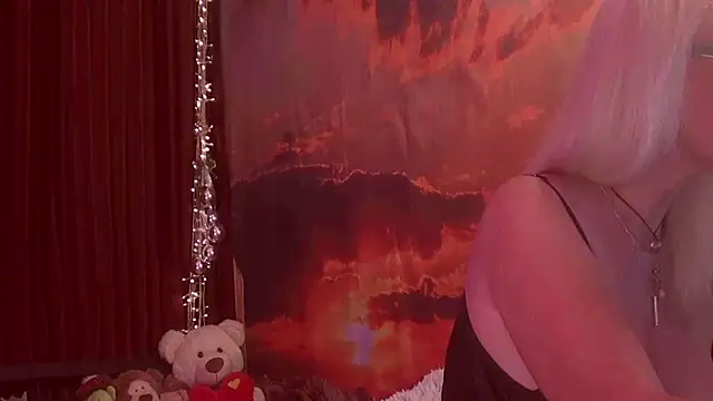 MoniCutex online show from 18, 6, 2026