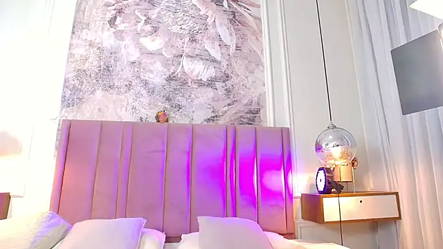 SabrinaDevill online show from 23, 6, 2026