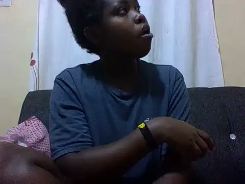 Sweetcecie01 online show from 16, 6, 2026