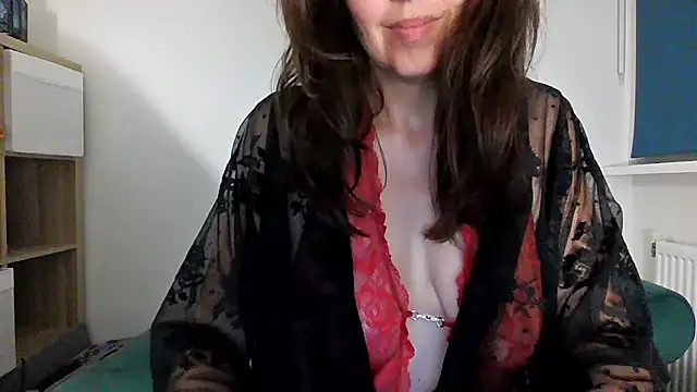 Ella Next Door online show from 14, 6, 2026
