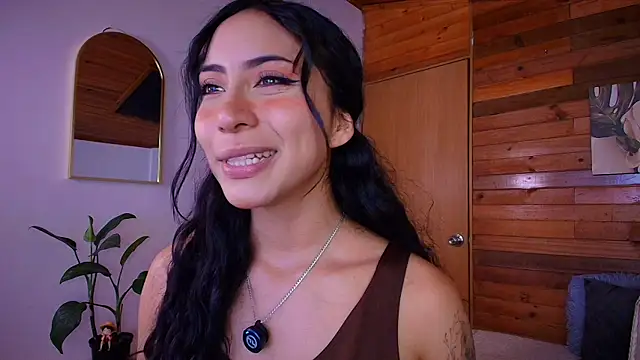 amber curly online show from 9, 6, 2026